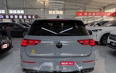 Volkswagen Golf VIII, 2022 год, 1 944 000 рублей, 14 фотография