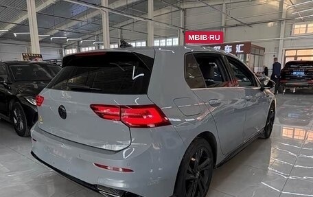 Volkswagen Golf VIII, 2022 год, 1 944 000 рублей, 15 фотография