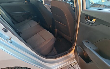 Hyundai Solaris II рестайлинг, 2021 год, 1 550 000 рублей, 10 фотография