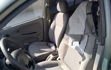 KIA Rio II, 2002 год, 250 000 рублей, 5 фотография