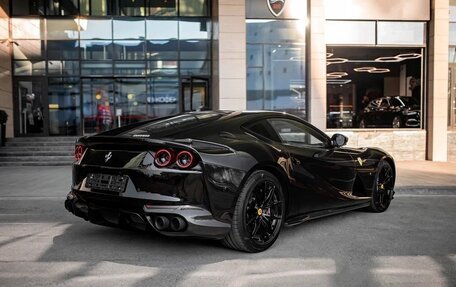 Ferrari 812, 2020 год, 39 500 000 рублей, 4 фотография