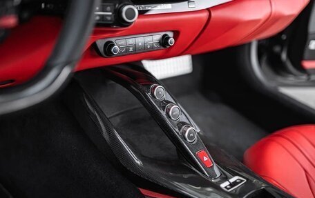 Ferrari 812, 2020 год, 39 500 000 рублей, 5 фотография