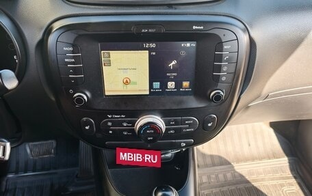 KIA Soul II рестайлинг, 2017 год, 1 600 000 рублей, 15 фотография