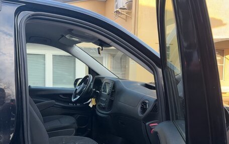 Mercedes-Benz Vito, 2023 год, 3 899 000 рублей, 8 фотография