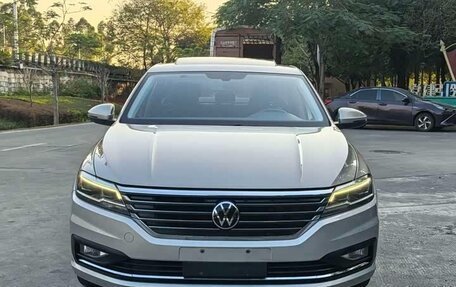 Volkswagen Lavida, 2022 год, 1 550 000 рублей, 2 фотография