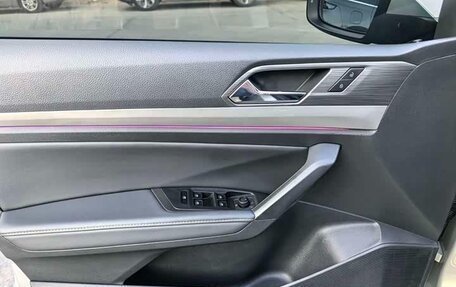 Volkswagen Lavida, 2022 год, 1 550 000 рублей, 8 фотография