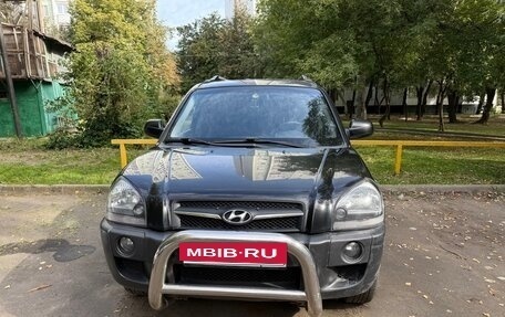Hyundai Tucson III, 2008 год, 1 000 000 рублей, 2 фотография