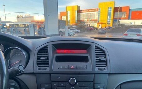 Opel Insignia II рестайлинг, 2011 год, 750 000 рублей, 23 фотография