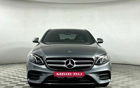 Mercedes-Benz E-Класс, 2019 год, 3 769 000 рублей, 2 фотография