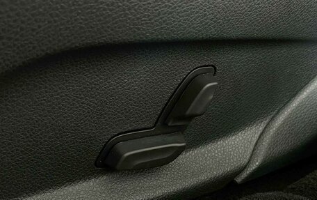 Mercedes-Benz E-Класс, 2019 год, 3 769 000 рублей, 29 фотография