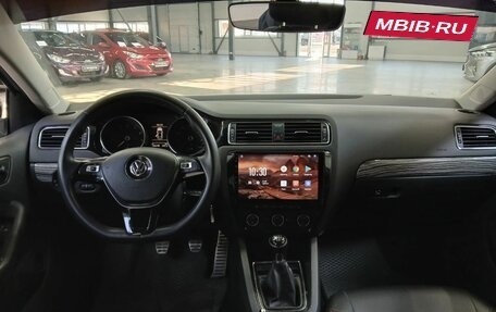 Volkswagen Jetta VI, 2017 год, 1 250 000 рублей, 9 фотография