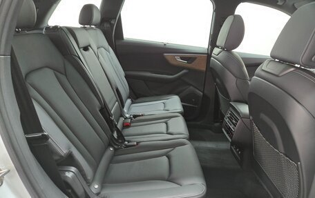 Audi Q7, 2024 год, 12 690 000 рублей, 15 фотография