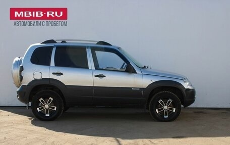 Chevrolet Niva I рестайлинг, 2011 год, 399 000 рублей, 4 фотография