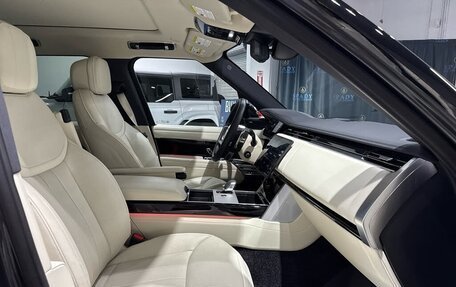 Land Rover Range Rover IV рестайлинг, 2023 год, 20 600 000 рублей, 2 фотография