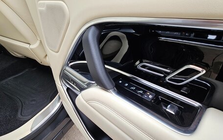 Land Rover Range Rover IV рестайлинг, 2023 год, 20 600 000 рублей, 18 фотография