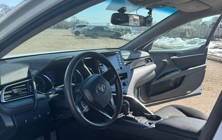 Toyota Camry, 2021 год, 2 570 000 рублей, 5 фотография