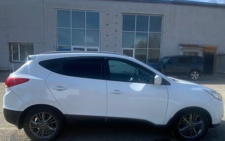 Hyundai ix35 I рестайлинг, 2010 год, 950 000 рублей, 5 фотография