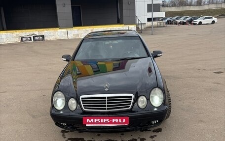 Mercedes-Benz CLK-Класс, 1999 год, 400 000 рублей, 2 фотография