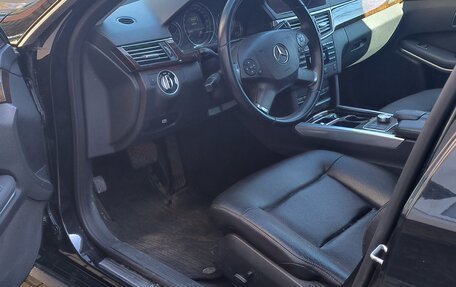 Mercedes-Benz E-Класс, 2012 год, 1 340 000 рублей, 7 фотография