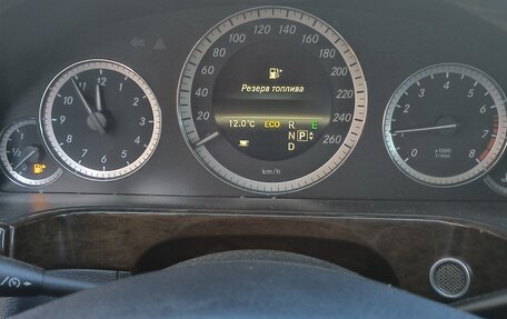 Mercedes-Benz E-Класс, 2012 год, 1 340 000 рублей, 10 фотография