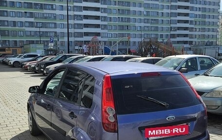 Ford Fiesta, 2006 год, 253 000 рублей, 3 фотография