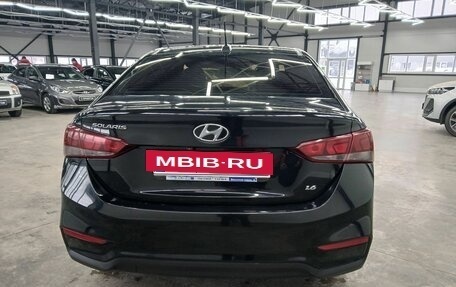 Hyundai Solaris II рестайлинг, 2011 год, 590 000 рублей, 4 фотография