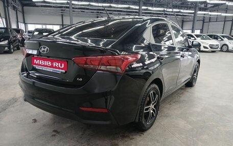 Hyundai Solaris II рестайлинг, 2011 год, 590 000 рублей, 5 фотография