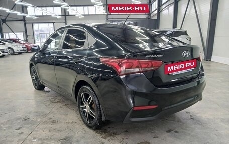 Hyundai Solaris II рестайлинг, 2011 год, 590 000 рублей, 6 фотография