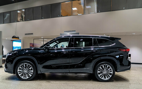 Toyota Highlander, 2025 год, 5 990 000 рублей, 3 фотография