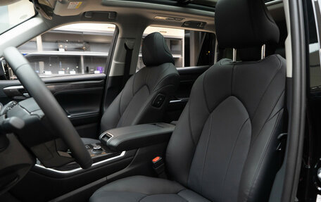 Toyota Highlander, 2025 год, 5 990 000 рублей, 15 фотография