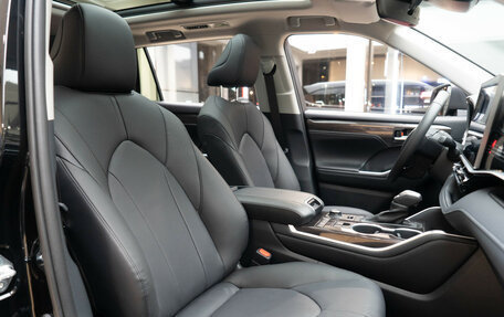 Toyota Highlander, 2025 год, 5 990 000 рублей, 18 фотография