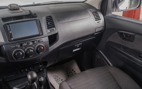 Toyota Hilux VII, 2014 год, 2 069 000 рублей, 12 фотография