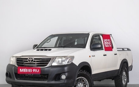 Toyota Hilux VII, 2014 год, 2 069 000 рублей, 2 фотография