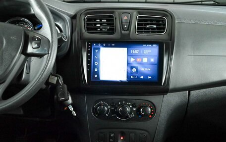Renault Sandero II рестайлинг, 2016 год, 1 035 000 рублей, 13 фотография