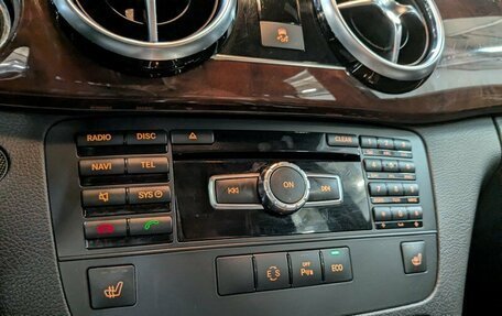 Mercedes-Benz GLK-Класс, 2015 год, 3 070 000 рублей, 18 фотография