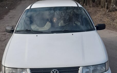 Volkswagen Passat B4, 1994 год, 230 000 рублей, 1 фотография