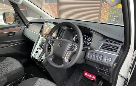 Mitsubishi Delica D:5 I, 2023 год, 2 900 000 рублей, 14 фотография