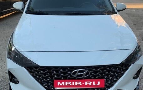 Hyundai Solaris II рестайлинг, 2021 год, 1 810 000 рублей, 14 фотография