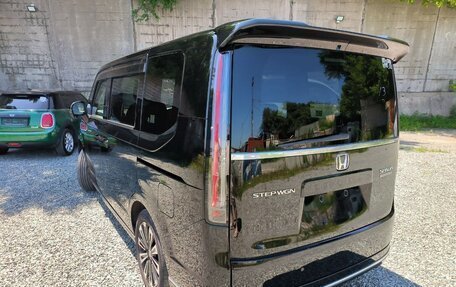 Honda Stepwgn, 2022 год, 2 980 000 рублей, 10 фотография