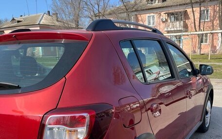 Renault Sandero II рестайлинг, 2014 год, 880 000 рублей, 3 фотография