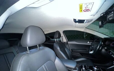 KIA K5, 2021 год, 3 300 000 рублей, 31 фотография