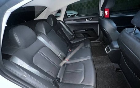 KIA K5, 2021 год, 3 300 000 рублей, 34 фотография