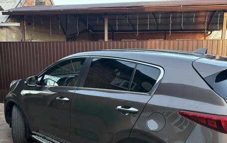KIA Sportage IV рестайлинг, 2018 год, 1 950 000 рублей, 2 фотография