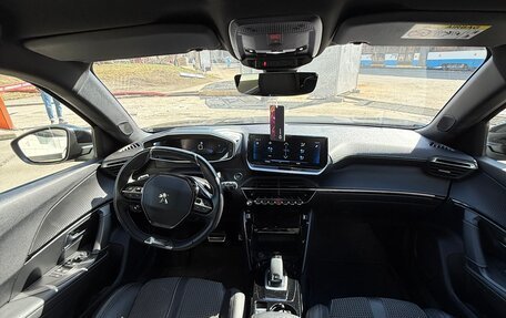 Peugeot 2008 II, 2022 год, 2 200 000 рублей, 7 фотография