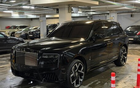 Rolls-Royce Cullinan, 2025 год, 68 000 000 рублей, 4 фотография