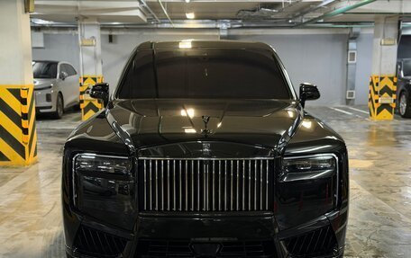 Rolls-Royce Cullinan, 2025 год, 68 000 000 рублей, 7 фотография