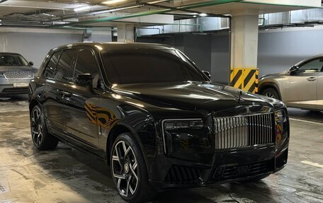 Rolls-Royce Cullinan, 2025 год, 68 000 000 рублей, 3 фотография