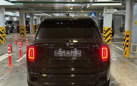 Rolls-Royce Cullinan, 2025 год, 68 000 000 рублей, 8 фотография