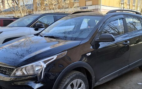 KIA Rio IV, 2021 год, 1 550 000 рублей, 1 фотография