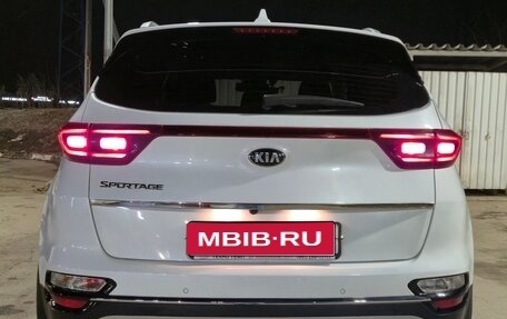 KIA Sportage IV рестайлинг, 2019 год, 2 300 000 рублей, 1 фотография